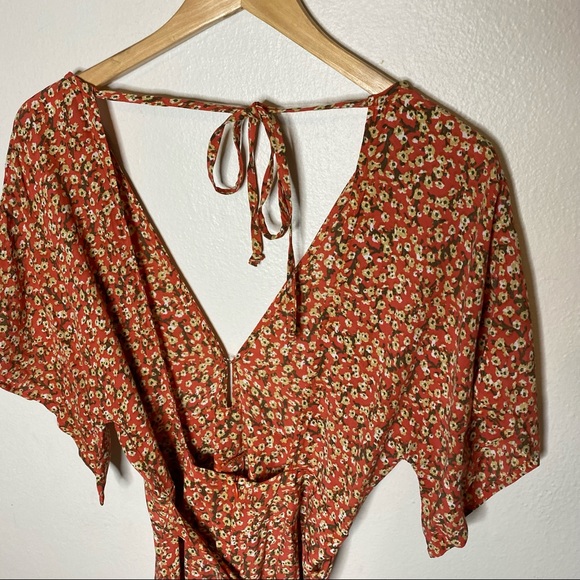 Faithfull the Brand St. Lucia Dress in Blossom Village Pink Floral Back Cut Out - Picture 8 of 15